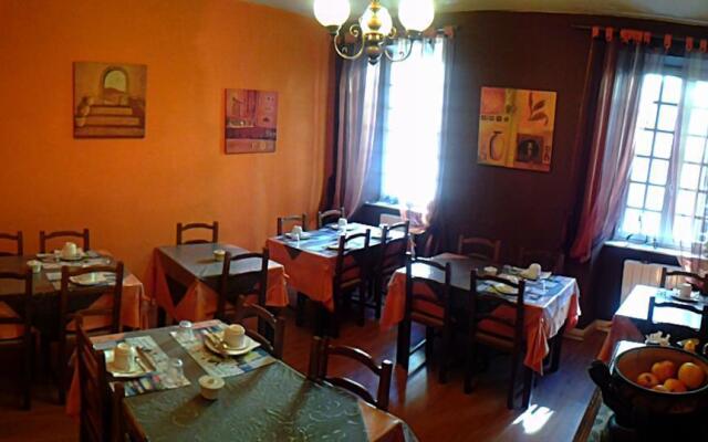 Hotel De La Tour De Lhorloge