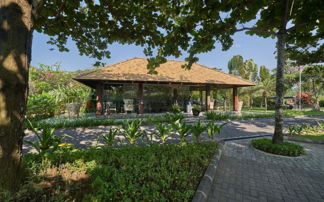 The Royal Purnama Art Suites & Villas