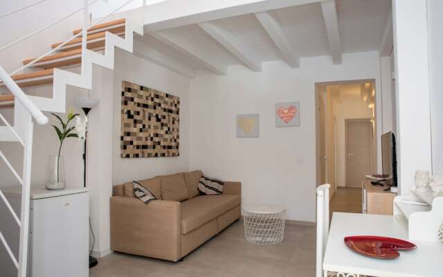 Syracuse Duplex Apartments with Terrace