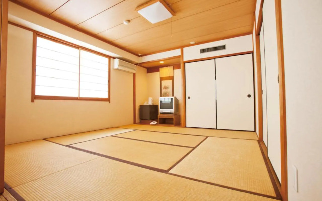 Hotel The Next Kanku