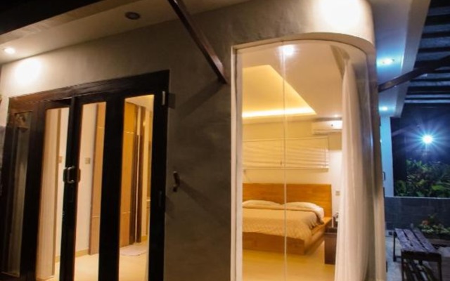 The Ocean Views Luxury Villas & Apartment by ZUZU