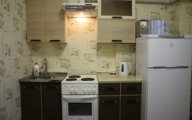 Guest House on Serafimovicha 1