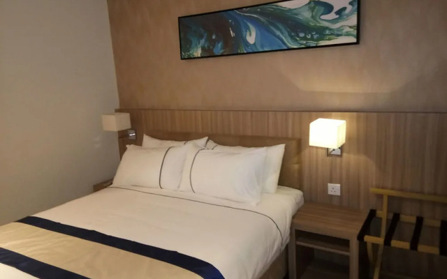 Valentino Rooms by VPHS - Chinatown