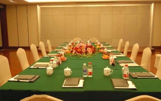 Rose Garden Hotel