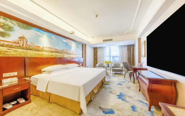 Vienna  Guangzhou Huadu Shiling Leather City