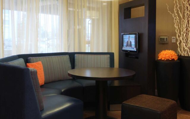 Courtyard Flint by Marriott
