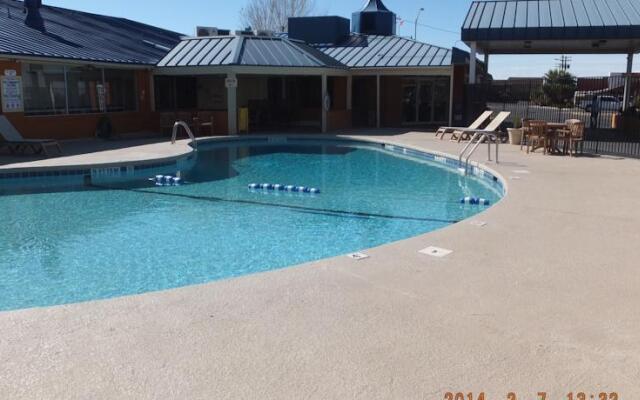 Best Western Desert Aire