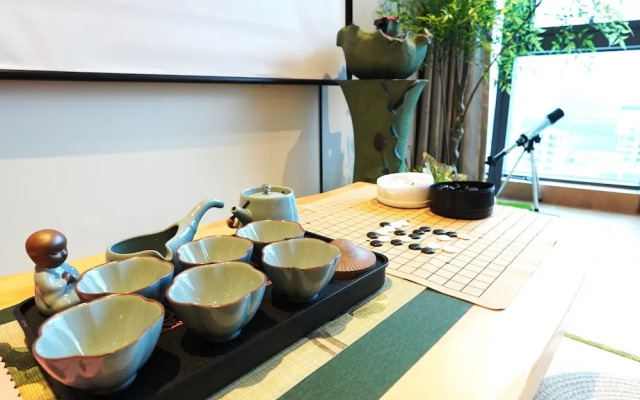 Interact China Fine Condo - Novotown