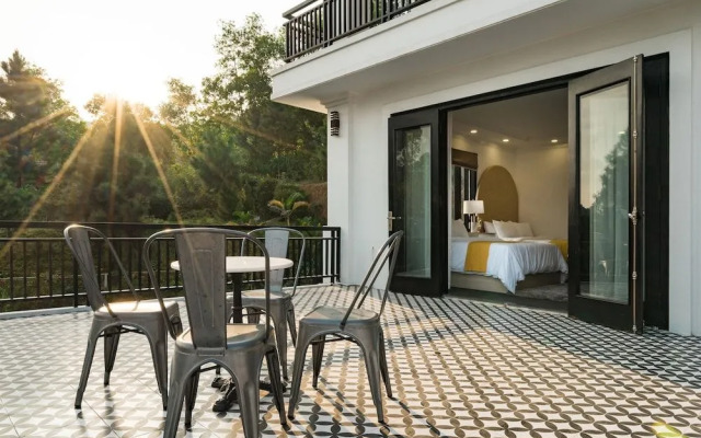 Oreka Homestay Halong