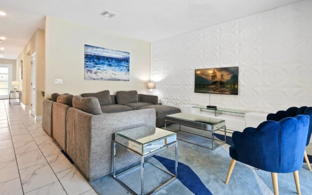Storey Lake 6BR Cozy Home Private Pool Near Disney