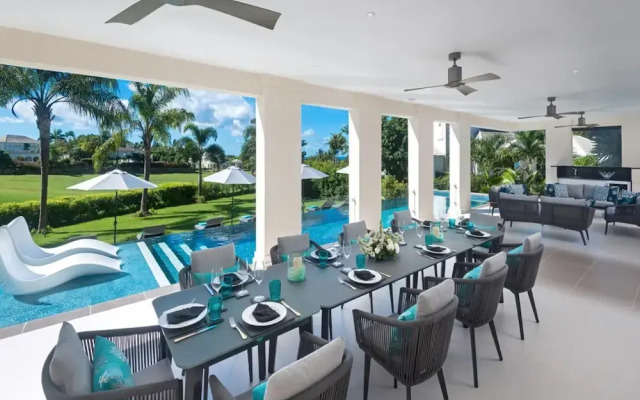 Sunny Vacation Villa 34