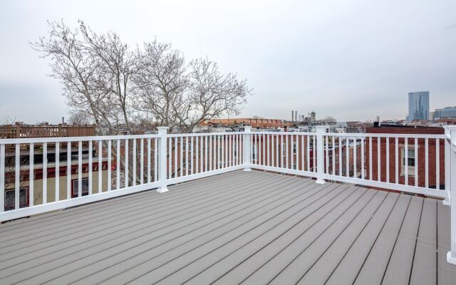 Stay Steps Away From Center City/rittenhouse!!