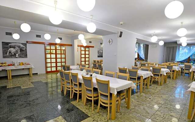 Osrodek Konferencyjno Wypoczynkowy Parzenica