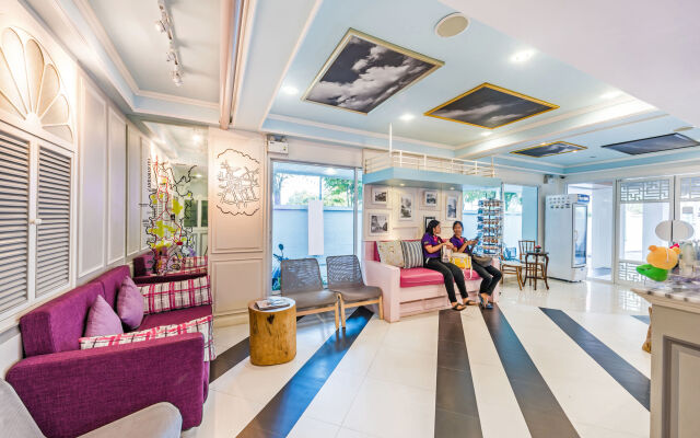 The Tint at Phuket town