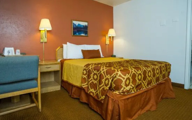 Americas Best Value Inn Liberal - фото 4