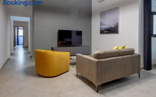 Modern 3BR Apartment in Sliema s Desirable Locale