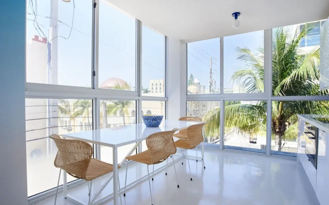 Sonder - South of 5th