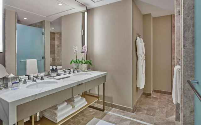 The St. Regis Chicago