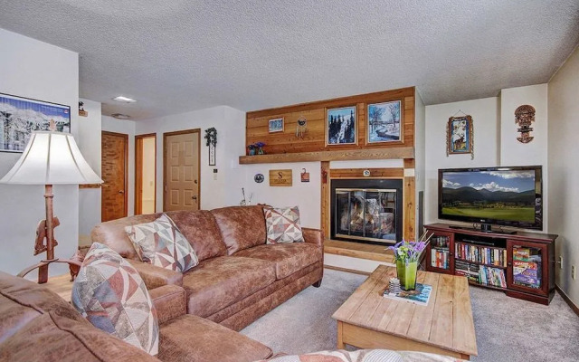 Ski Hill 36 by RedAwning