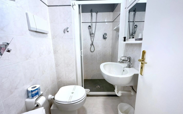 Aura Living Hotel