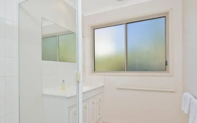 Coral Reef Holiday House