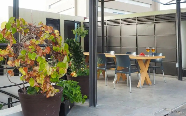 Jardines de Pushkin by The Local Way