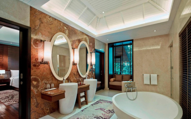 Mulu Marriott Resort