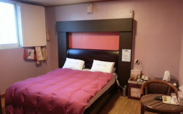 Prince Hotel