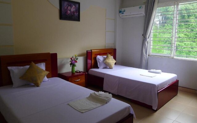 Cat Ba Family Hotel