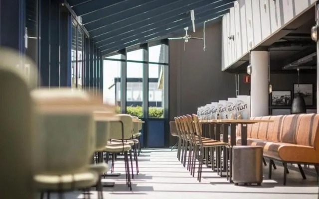 De Vlijt - First Class