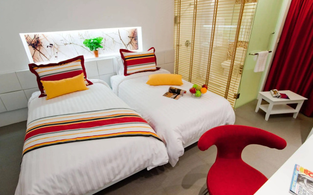 The Gallery Hotel