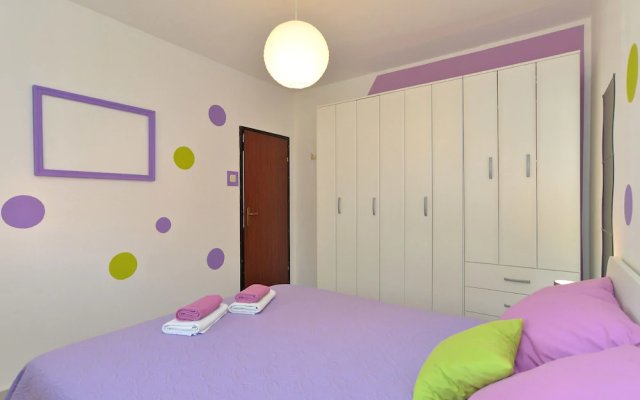 Apartments & Room Carera 6