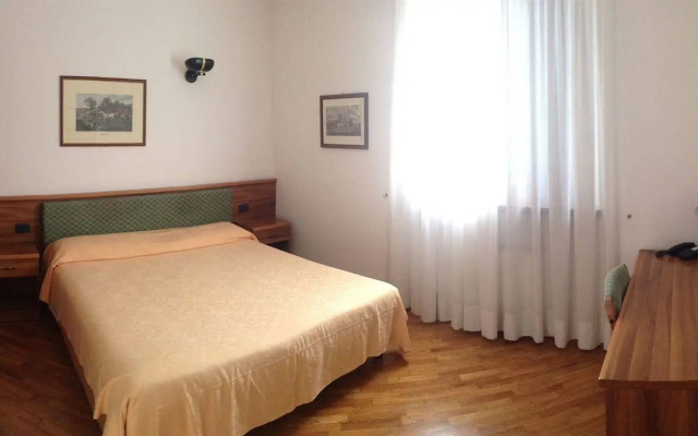 Rege Residence Milano Linate