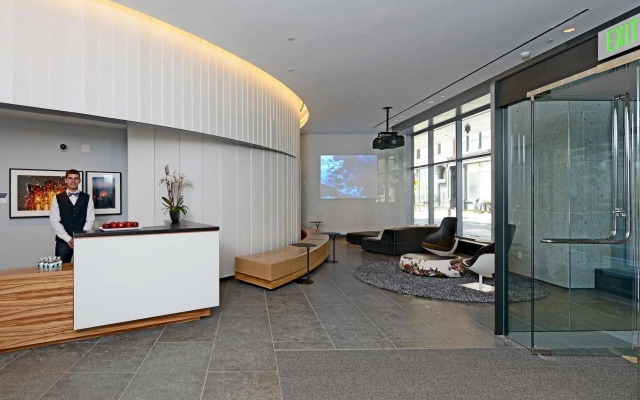 Global Luxury Suites at The Financial District