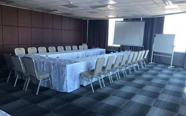 Hotel Espacio Ox & Convention Center