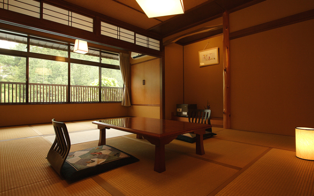 Shinshu Kakeyu Onsen Katsura Ryokan