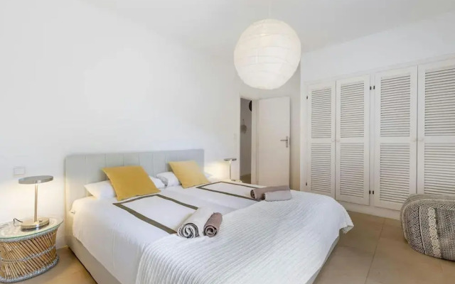 Holiday Home With Outdoor Barbecque