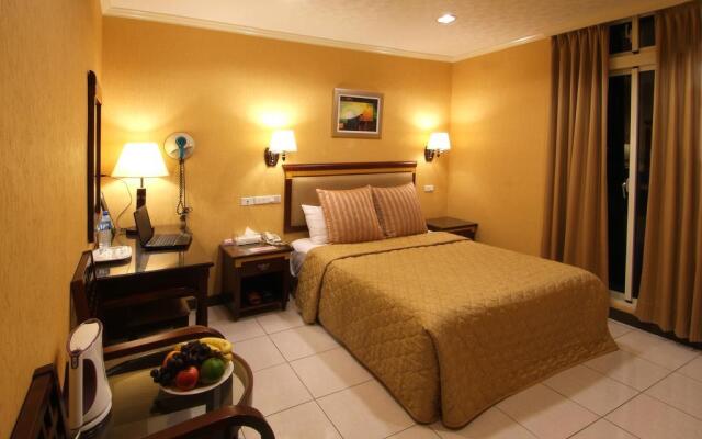 Puti Commercial Hotel