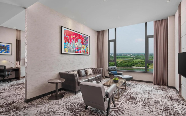 Crowne Plaza Shanghai Jinshan Hotel