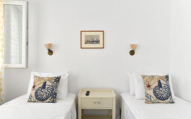 Hara Studios and Apartments