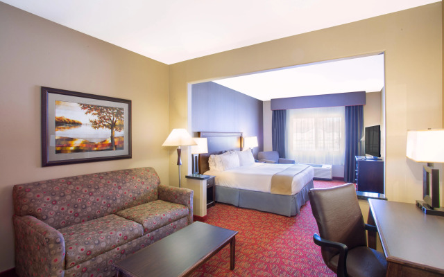Holiday Inn Express & Suites Moab by IHG