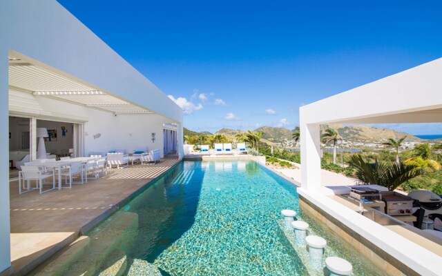 Dream Villa Orient Bay-572