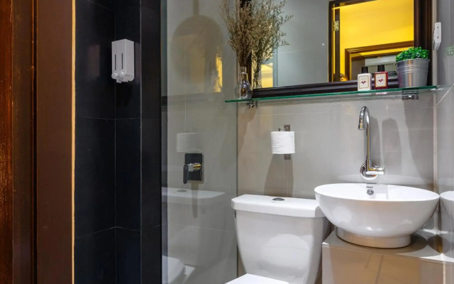 OYO 860 Premium Nest Nano Makati Suites (Vaccinated Staff)