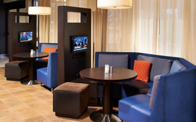 Comfort Inn & Suites Arlington Heights - Buffalo Grove