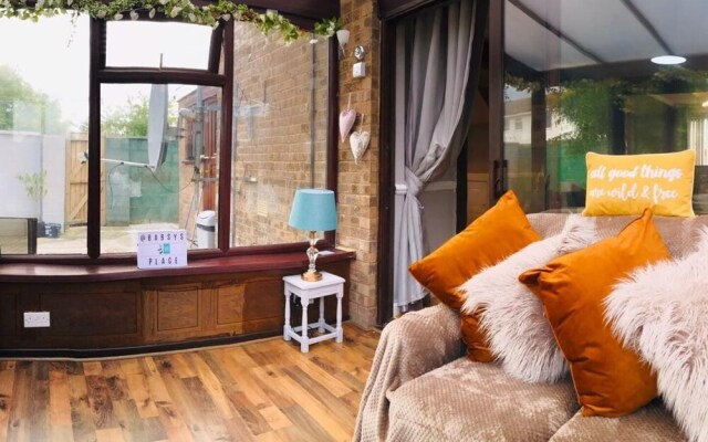 Luxury Open Plan 3bed Townhouse in Abergele