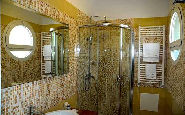 Falli Exclusive Rooms And Breakfast