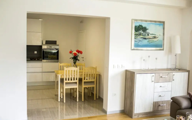 Apartments Bago
