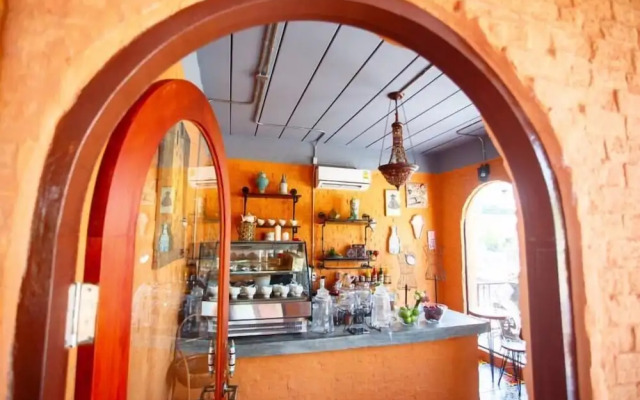 Frida Friday Boutique Hotel