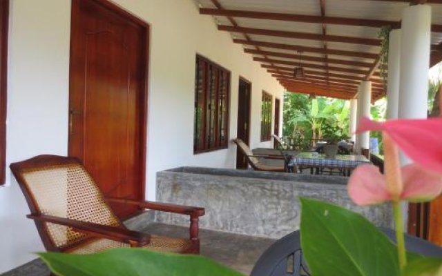 Luvi Lucas River Side Guest House