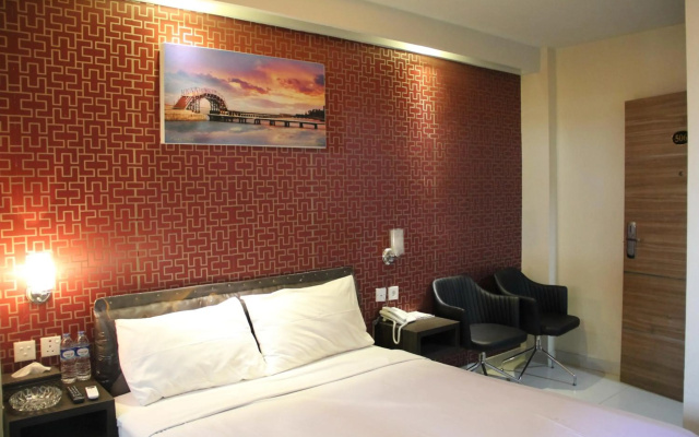 Antoni Hotel